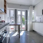Lovely Two Bedroom Center アパート カスカイス