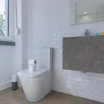 Lovely Two Bedroom Center * カスカイス