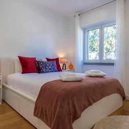 アパート Lovely Two Bedroom Center *
