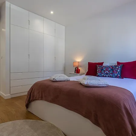 Lovely Two Bedroom Center * Cascais
