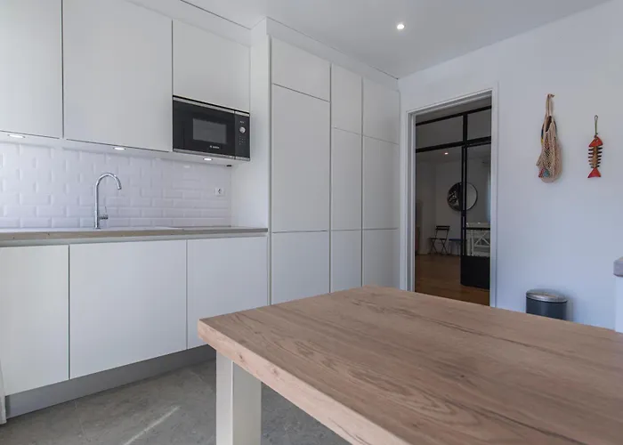 Appartamento Lovely Two Bedroom Center *