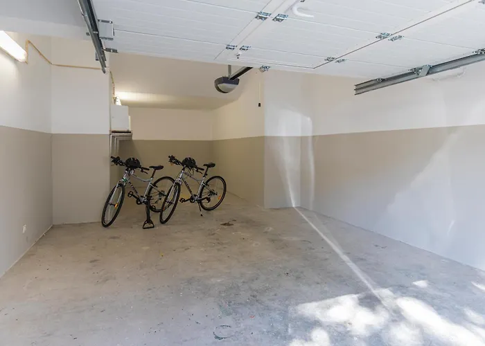 Appartamento Lovely Two Bedroom Center *